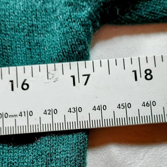 Vintage Womans Sweater Bee by Banff Hunter Green Sz S Turdle Neck Long Sleeves - Picture 6 of 8